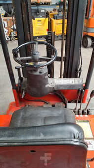 Elektryczne 3-kołowe - Linde E15 (6)