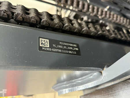 Reach Truck 2021  Linde R20 2021 Reachtruck 11M Vorkversteller sideshift  2ton (9)