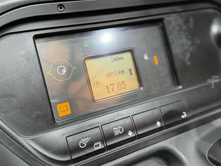 Reach Truck 2018  Linde R20 Triplex 6,3M vorkversteller 2018 (11)