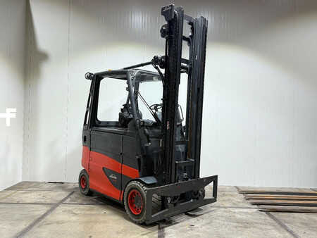 Elektro čtyřkolový VZV 2022  Linde E45 4x ventiel BJ2022 hoge cabine nette truck! (4)