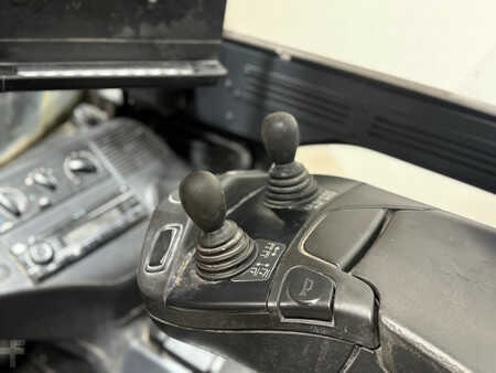 Elektromos 4 kerekű 2017  Linde E40-600 [[accu 77%]] Cabine Vorkversteller Sideshift Airco overdruk (12)