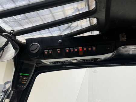 Elektromos 4 kerekű 2017  Linde E40-600 [[accu 77%]] Cabine Vorkversteller Sideshift Airco overdruk (9)