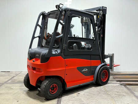 Dízel targoncák 2013  Linde E40-600 [[Accu 2022]]Super nette staat! Vorkversteller (3)