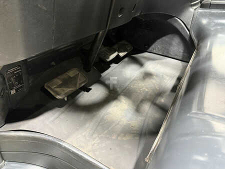 Elektromos 4 kerekű 2019  Linde E40-600 3500UUR [ACCU 2023]Triplex Vorkversteller cabine Sideshift Freelift (17)