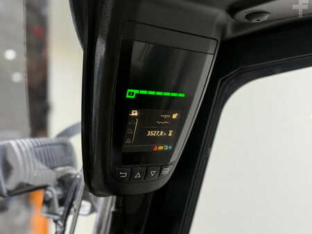 Elektromos 4 kerekű 2019  Linde E40-600 3500UUR [ACCU 2023]Triplex Vorkversteller cabine Sideshift Freelift (19)