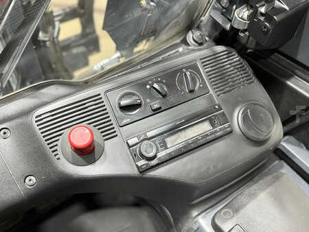 Elektromos 4 kerekű 2019  Linde E40-600 3500UUR [ACCU 2023]Triplex Vorkversteller cabine Sideshift Freelift (22)