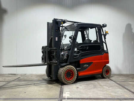 Elektromos 4 kerekű 2019  Linde E40-600 3500UUR [ACCU 2023]Triplex Vorkversteller cabine Sideshift Freelift (27)