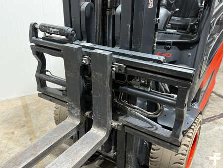 Elektromos 4 kerekű 2019  Linde E40-600 3500UUR [ACCU 2023]Triplex Vorkversteller cabine Sideshift Freelift (6)