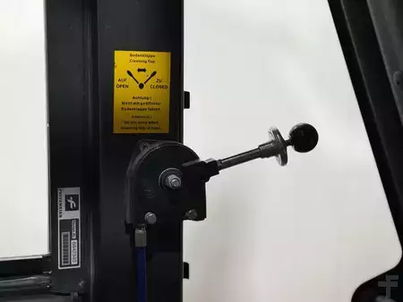 Dízel targoncák 2022  Linde H70D Triplex Vorkversteller Sideshift Nieuwe banden [[BJ2022]] (21)