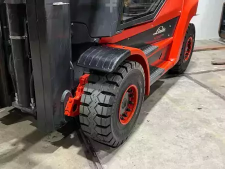 Dízel targoncák 2022  Linde H70D Triplex Vorkversteller Sideshift Nieuwe banden [[BJ2022]] (9)