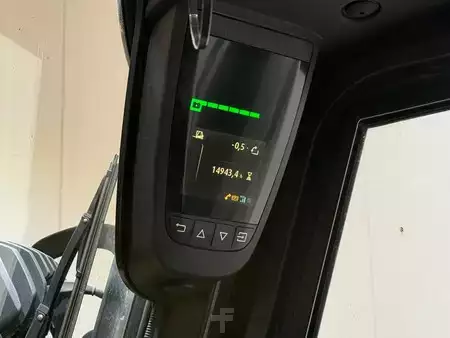4-wiel elektrische heftrucks 2019  Linde E45 Triplex Freelift Sideshift non marking (20)