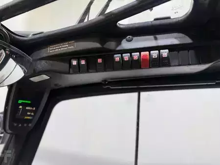 Elektromos 4 kerekű 2019  Linde E25 L Triplex 6,4M 2019 Vorkversteller sideshift cabine 6000uur (11)