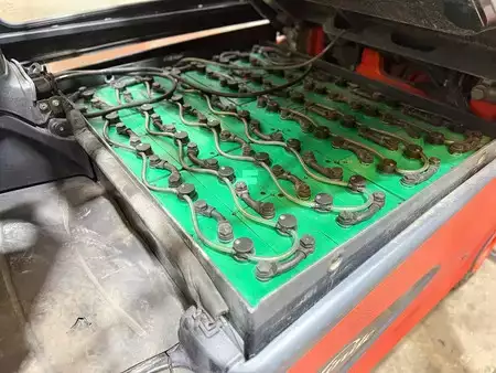 Elektromos 4 kerekű 2019  Linde E25 L Triplex 6,4M 2019 Vorkversteller sideshift cabine 6000uur (16)