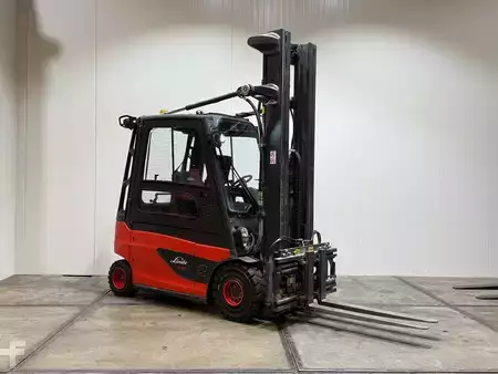 Elektromos 4 kerekű 2019  Linde E25 L Triplex 6,4M 2019 Vorkversteller sideshift cabine 6000uur (5)