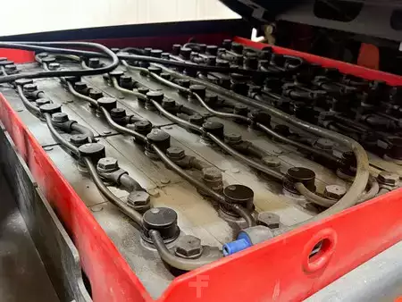 Dízel targoncák 2015  Linde E25 L 3854UUR!! Triplex vorkversteller sideshift (12)