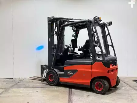 Dízel targoncák 2015  Linde E25 L 3854UUR!! Triplex vorkversteller sideshift (3)