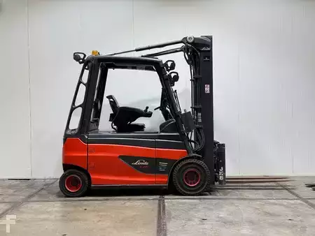 Dízel targoncák 2015  Linde E25 L 3854UUR!! Triplex vorkversteller sideshift (6)