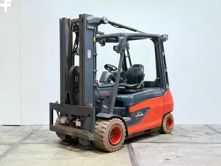 Elektro čtyřkolový VZV 2019  Linde E35 L triplex 4,8M 4x ventiel 3500KG 2019 Accu 2022 (1)