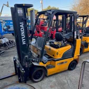 Propane Forklifts 2018  Hyundai 25LC-7A (2)