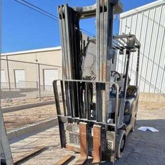 Propane Forklifts 2016  CAT Lift Trucks 2C6000 (4)