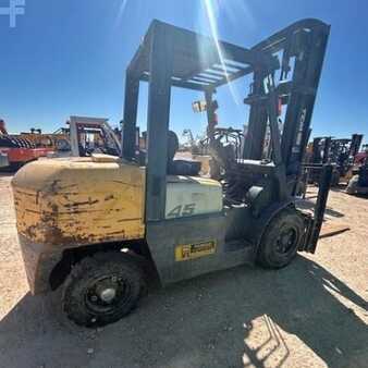 Diesel Forklifts 2011  TCM FD45T2 (1)