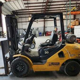 Natural Gas Forklifts - Komatsu FG30HT-16 (1)