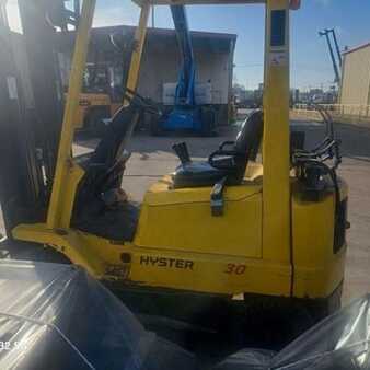 Propane Forklifts 2003  Hyster H30XM (3) 