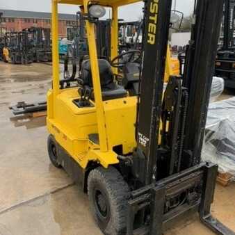 Propane Forklifts 2003  Hyster H30XM (6) 