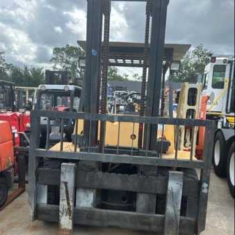 Diesel Forklifts - TCM FD70-2 (2)