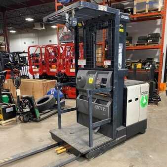 Carretilla pasillo estrecho 2010  Crown SP3505 (1)