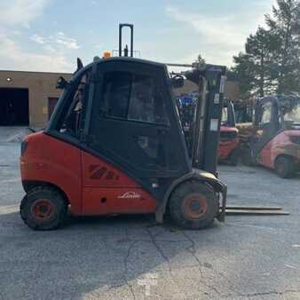 Diesel Forklifts 2010  Linde H30D (7)