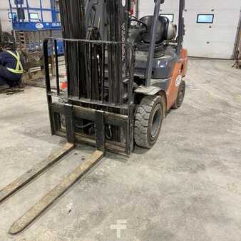 Diesel Forklifts 2012  Toyota 8FGU25 (2)