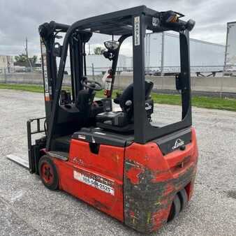 4 Wheels - Linde E20 (3)