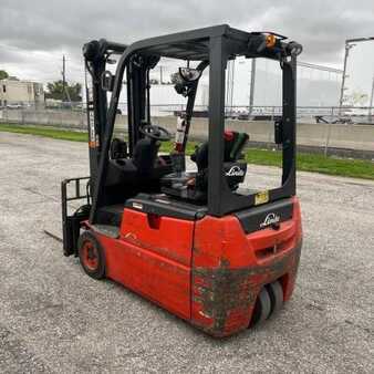 4 Wheels - Linde E20 (2)