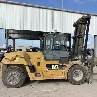 Diesel Forklifts 2011  CAT Lift Trucks P36000 (1)