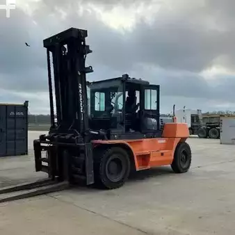 Diesel Forklifts 2012  Doosan D160S-5 (1)