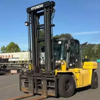 Diesel Forklifts 2016  Hyundai 130D-9 (1)