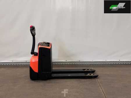 Transpalettes éléctriques 2016 BT LWE 200 (1)