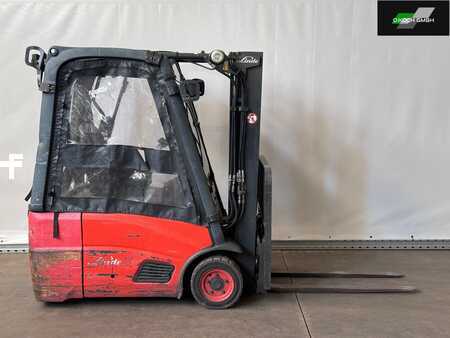 Chariots électriques à 3 roues 2012 Linde E14 - 01 (1)