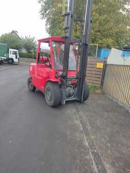 LPG Forklifts 2005  Nissan 525 (3)