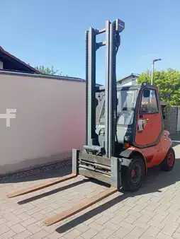 Treibgasstapler - Linde H45T 352 (2)