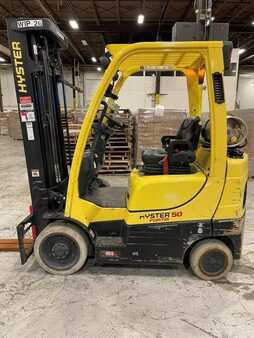 Propane Forklifts 2016  Hyster S50FT (2)
