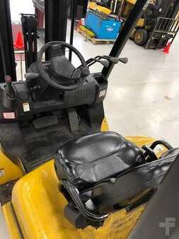 Propane Forklifts 2018  Yale GLP050MX (5)