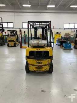 Propane Forklifts 2018  Yale GLP050MX (2)