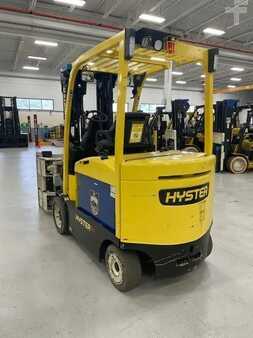 Chariot 4 roues électrique 2020  Hyster E80XN (1)