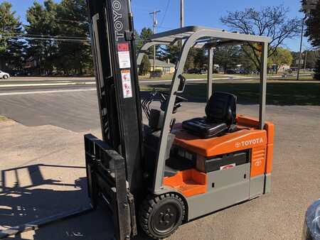 3 Wheels Electric 2006  Toyota 7FBEU20 (4)