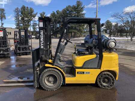 4 Wheels 2017  Hyundai 30L-7A (5)
