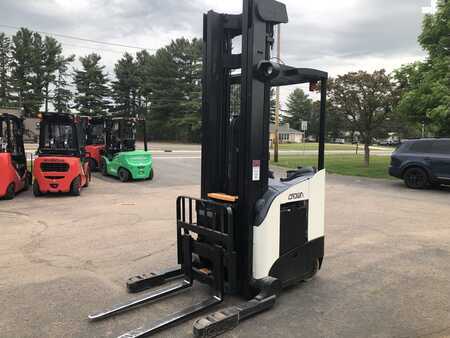 Reach Trucks 2016  Crown RD 5725-32 (12)