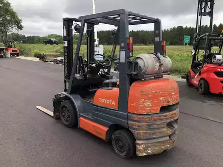 Propane Forklifts 1997  Toyota 42-6FGCU25 (10)