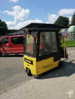 Eléctrica de 3 ruedas 2004  Hyster  j1,8XMT (1)